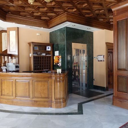 Hotel Aranda Аранда-де-Дуеро Екстер'єр фото