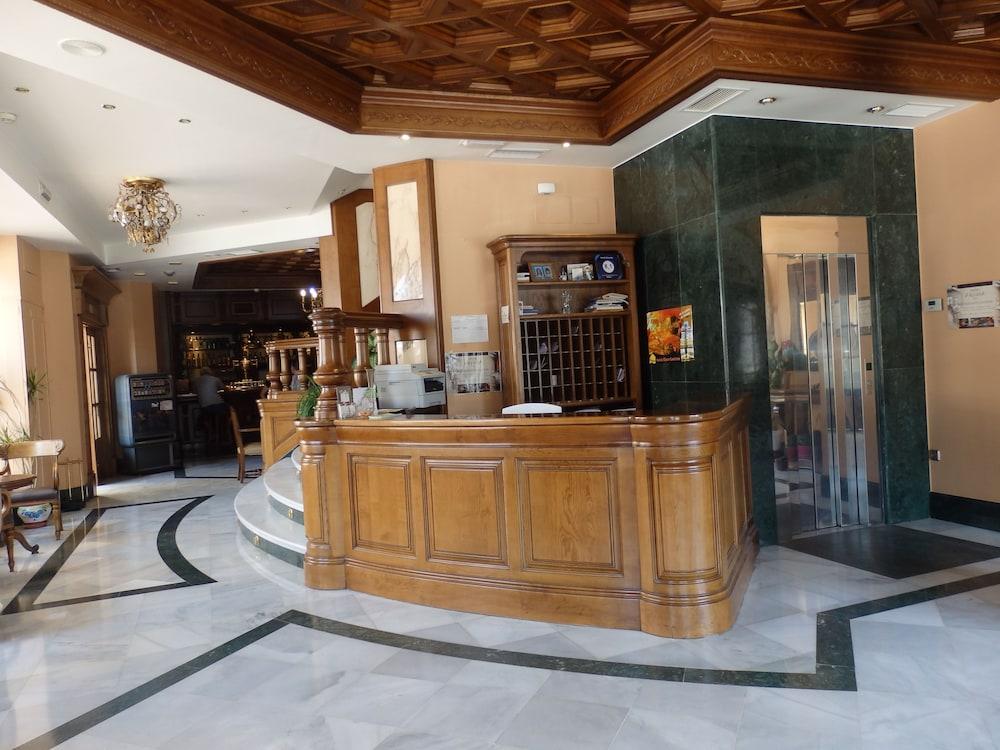 Hotel Aranda Аранда-де-Дуеро Екстер'єр фото