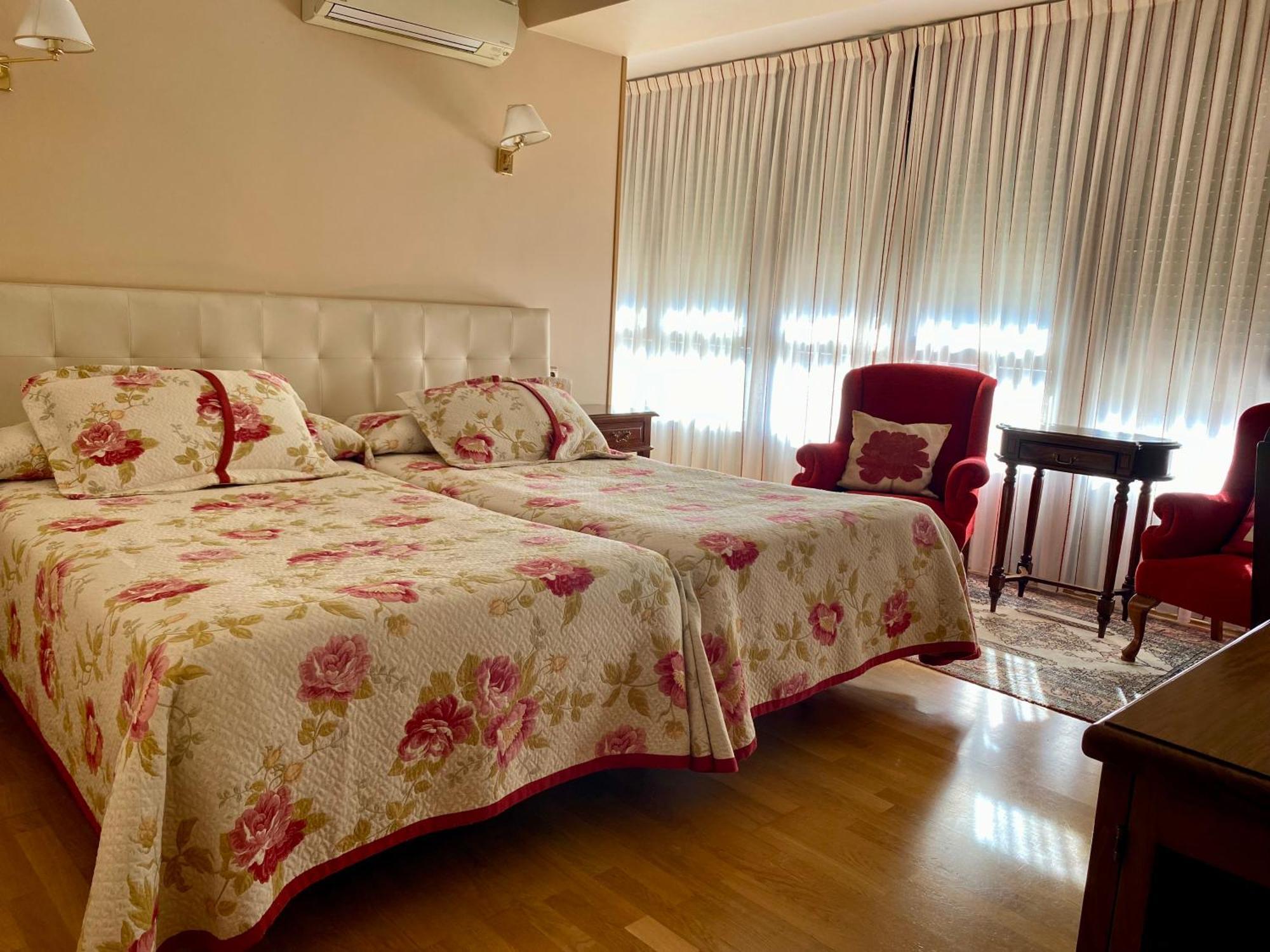 Hotel Aranda Аранда-де-Дуеро Екстер'єр фото