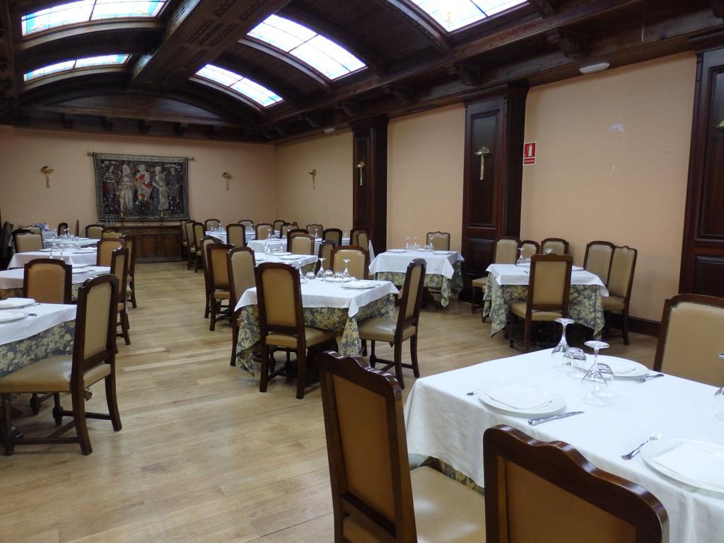 Hotel Aranda Аранда-де-Дуеро Екстер'єр фото